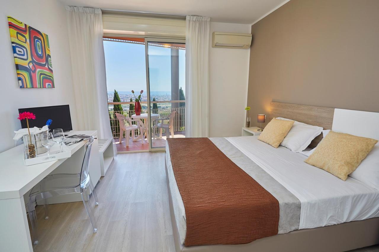 Standard Double Room,1015170412:JPEG