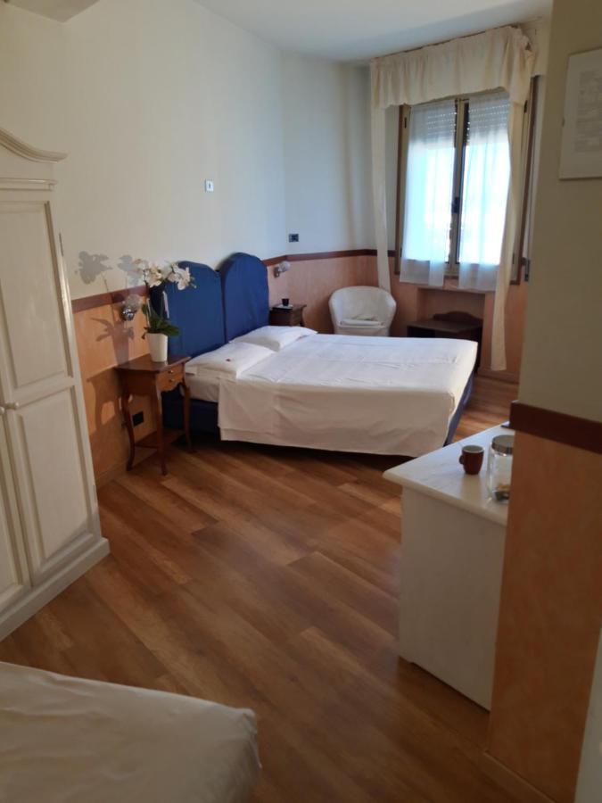Standard Triple Room,1341842144:JPEG
