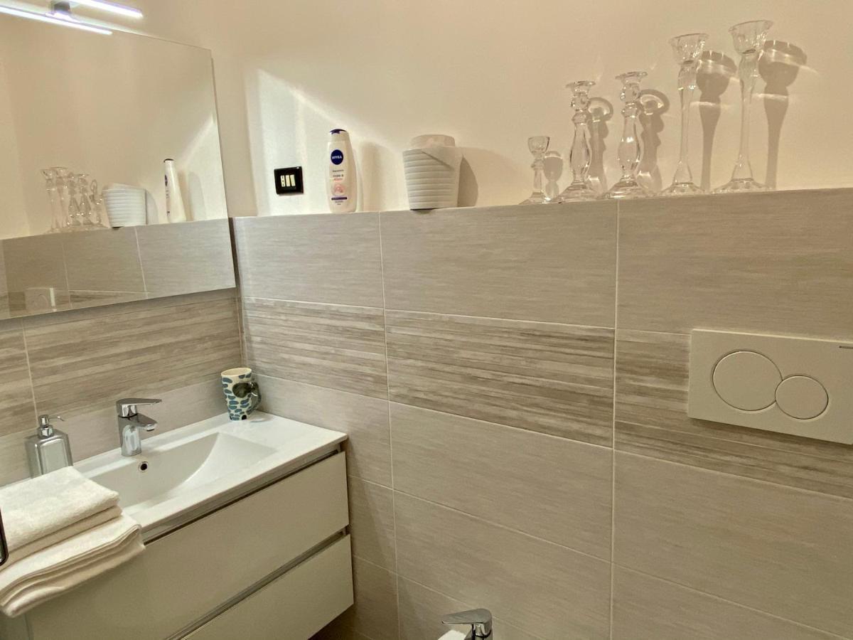 Camera Doppia con Letti Singoli con Bagno Privato Esterno