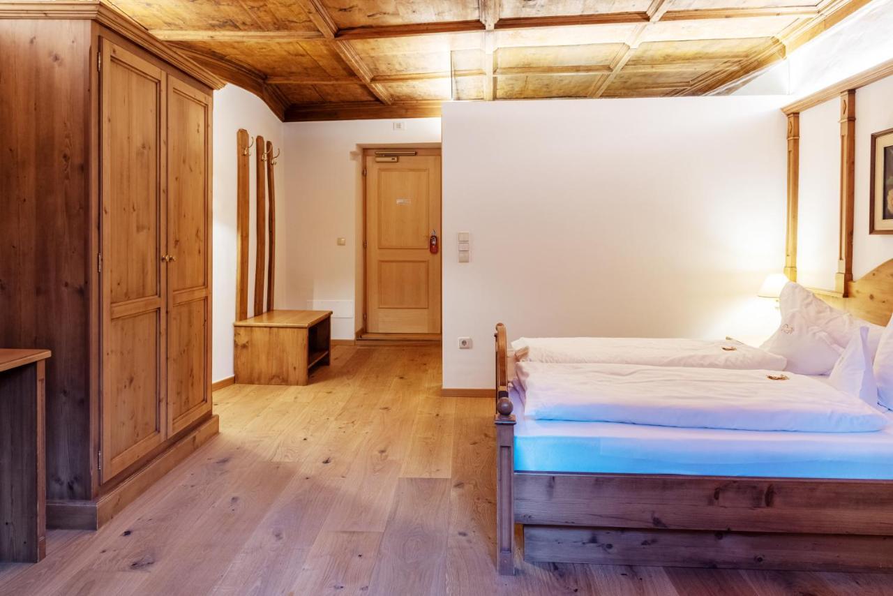 Classic Double Room,1082733682:JPEG