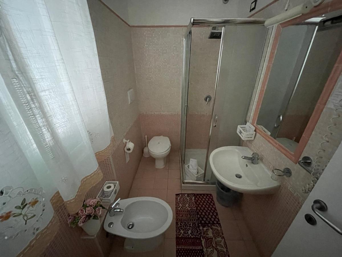 Double or Twin Room,1074648427:JPEG