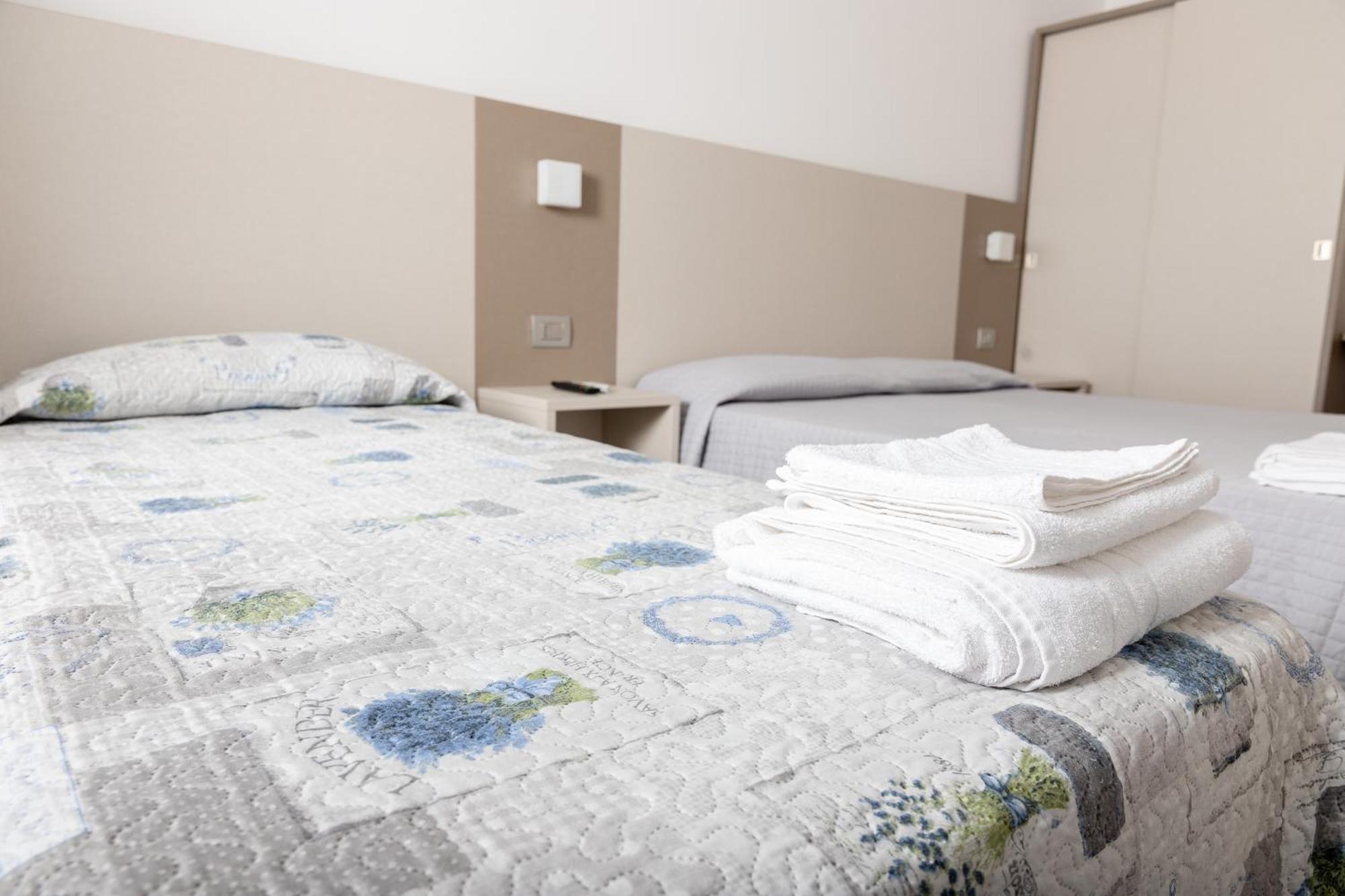 Triple Room,1081337782:JPEG