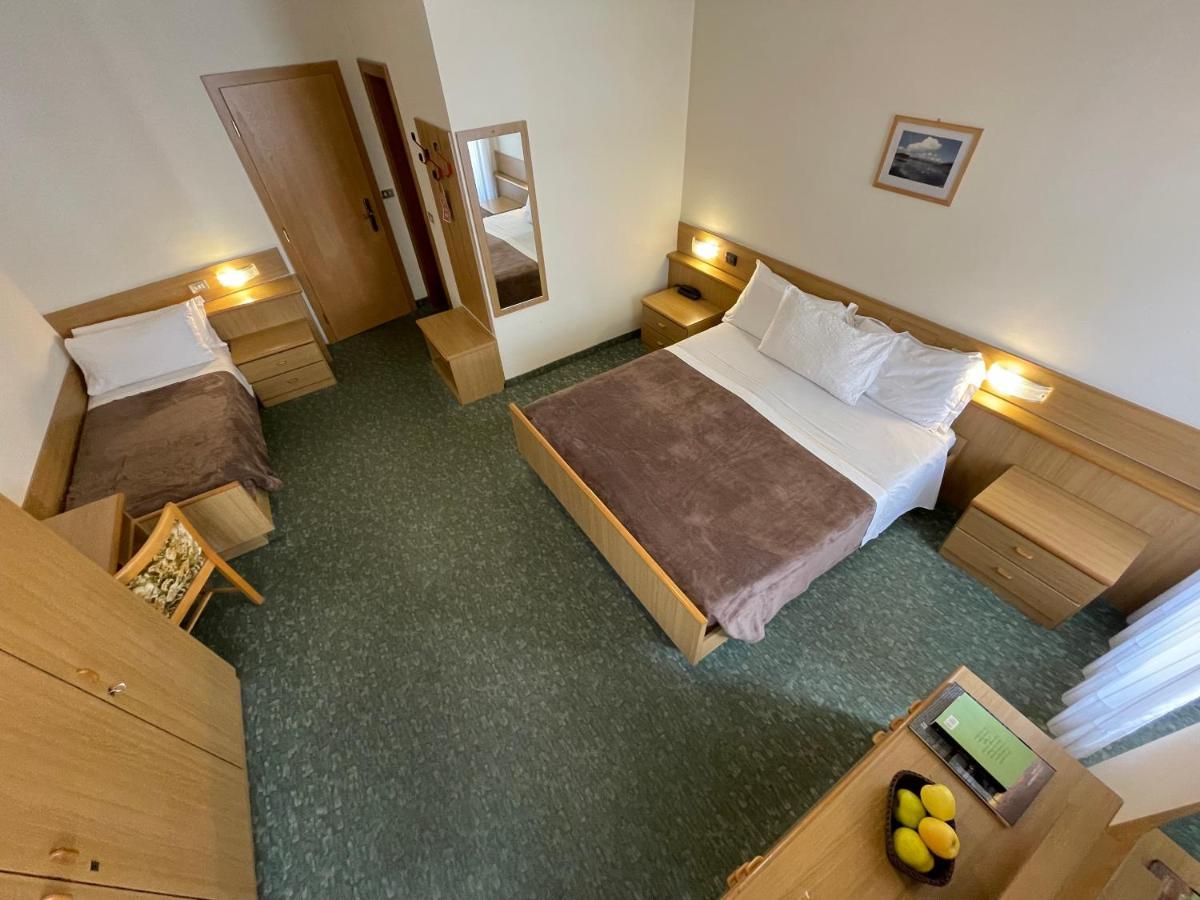 Standard Triple Room,1152708306:JPEG