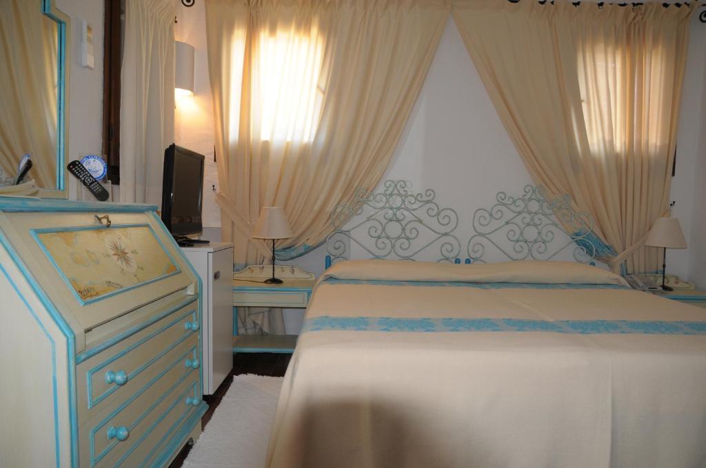 Small Double Room