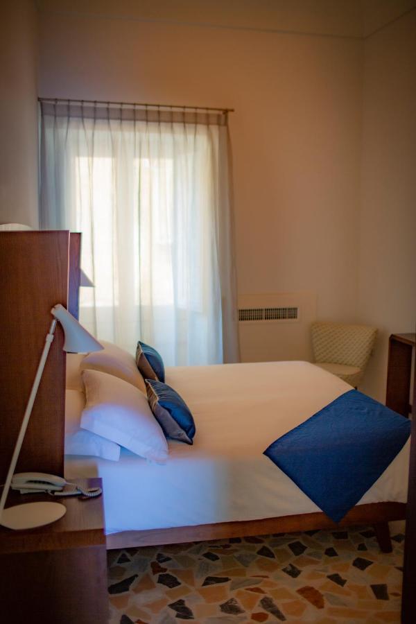 Standard Double Room,1279721152:JPEG
