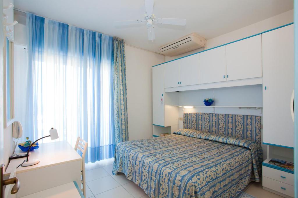 Double or Twin Room with Balcony,68276888:JPEG