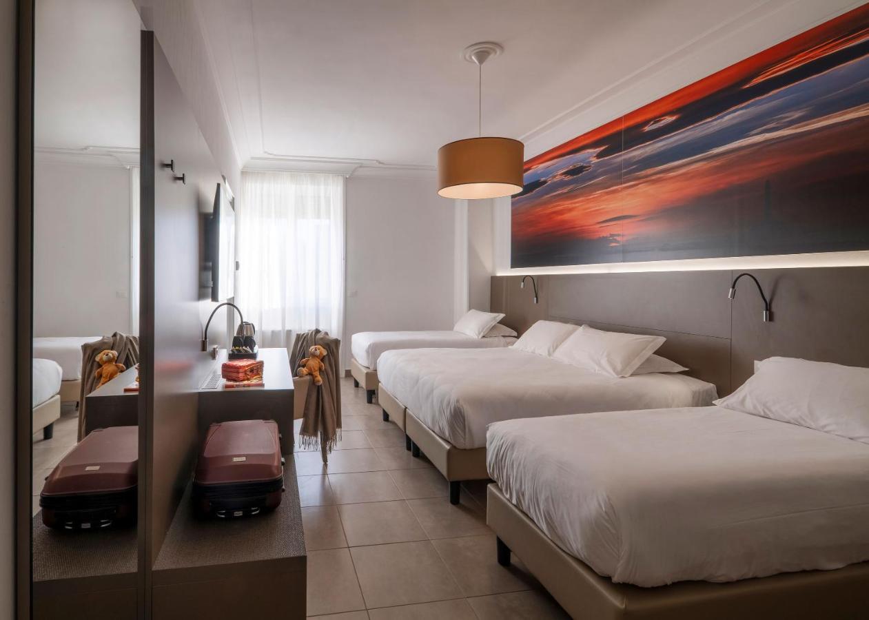 Superior Quadruple Room,1498634239:JPEG