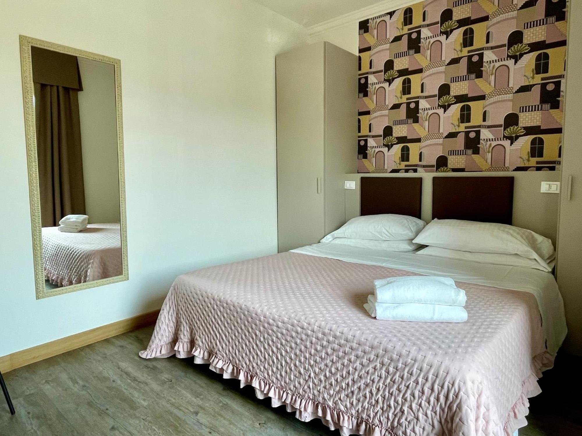 Classic Double Room Balcony,1591499507:JPEG
