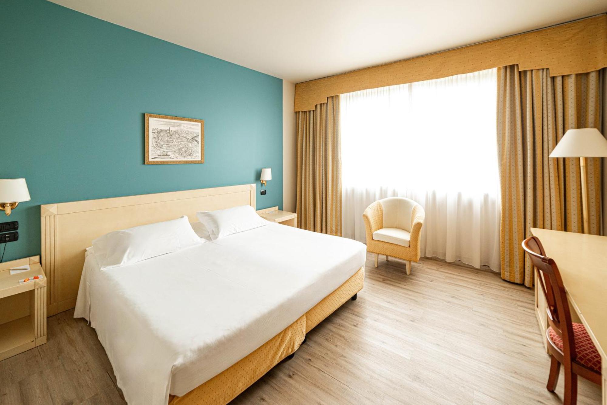 Superior Room,1620199455:JPEG