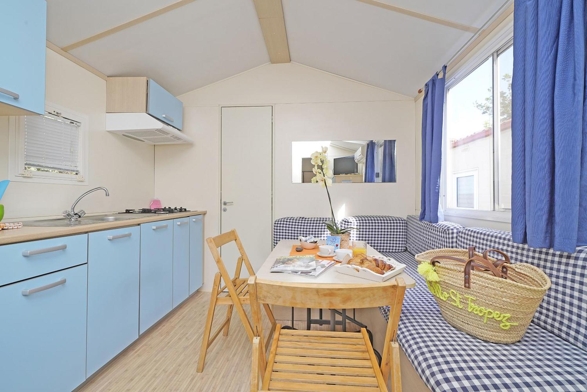 Standard Mobile Home (4 Adults + 1 Child),1643175106:JPEG