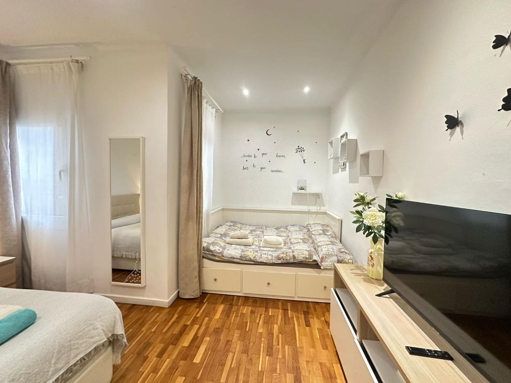 Camera Quadrupla con Bagno in Comune