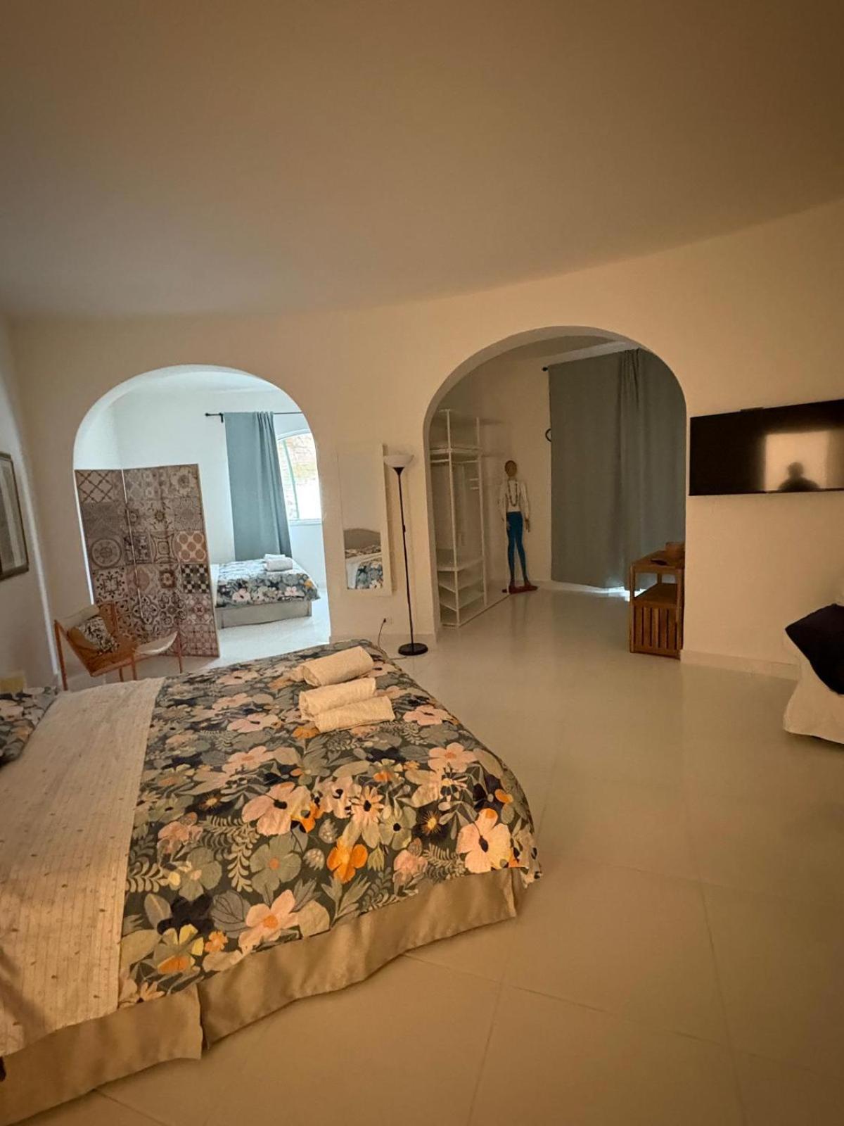Holiday Home,1678661788:JPEG
