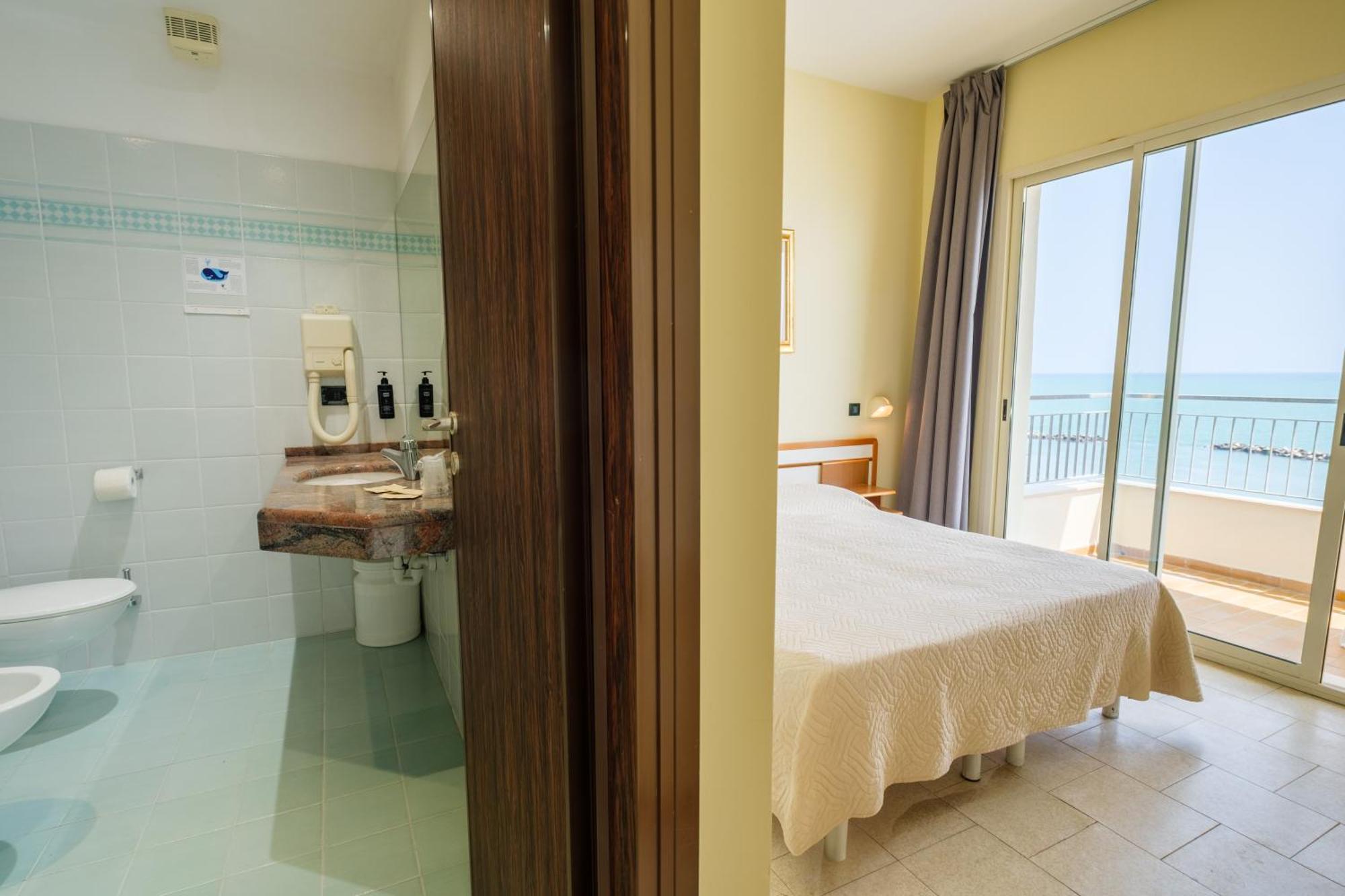 Standard Double Room,1679611580:JPEG