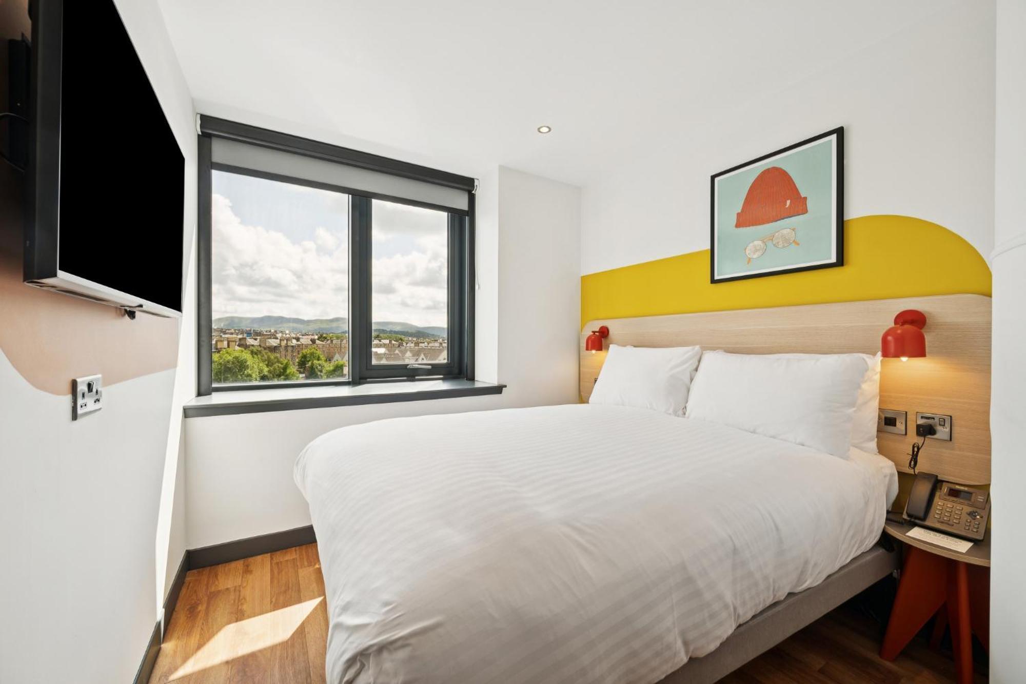 Cosy Room,1680589070:JPEG