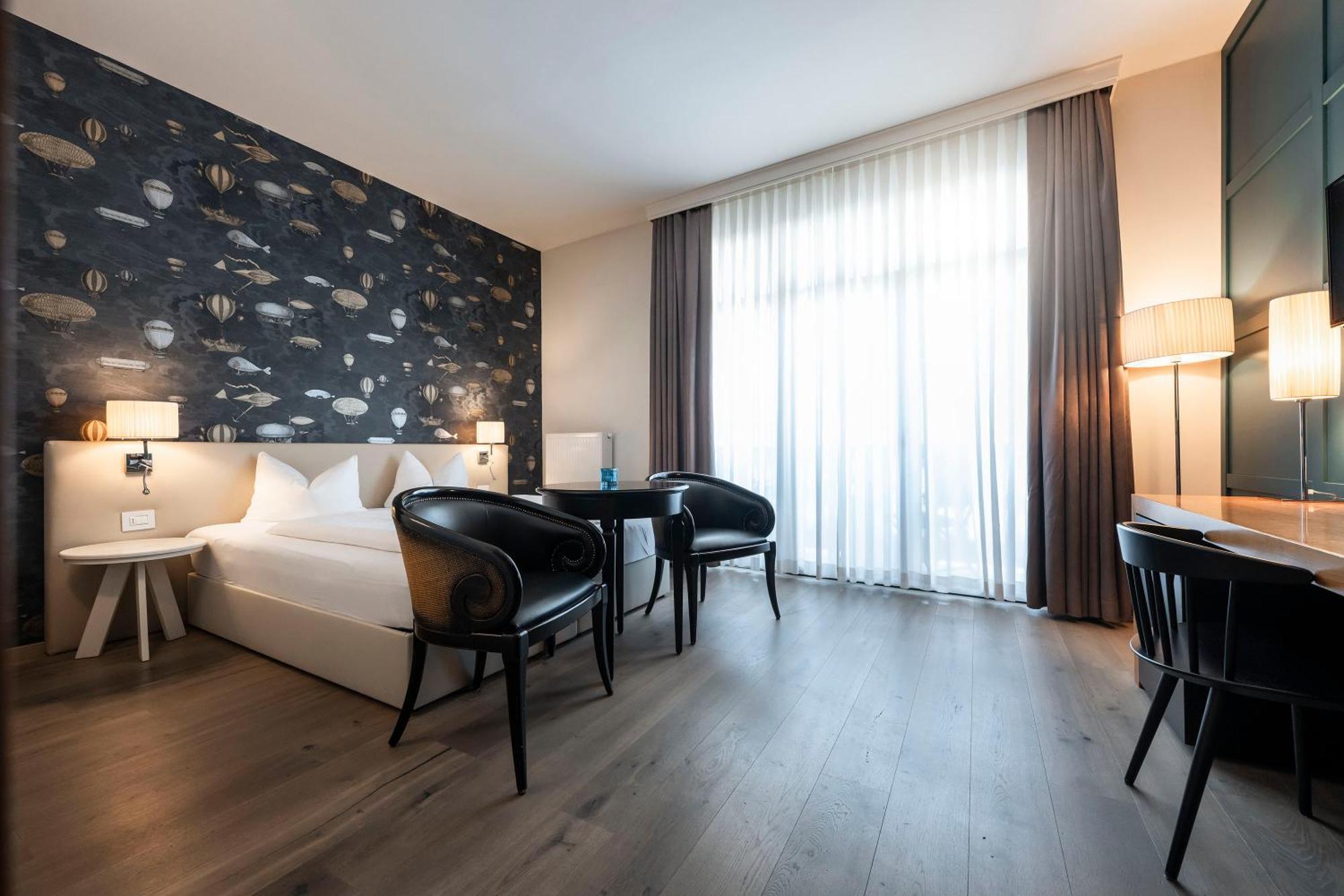 Superior Double Room,1730021839:JPEG