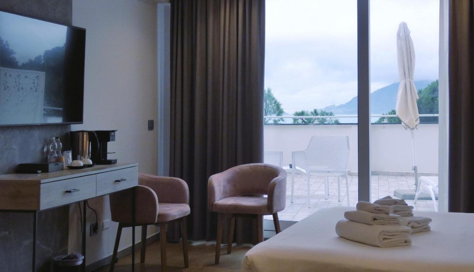 Junior Suite Sea View,1742630834:JPEG