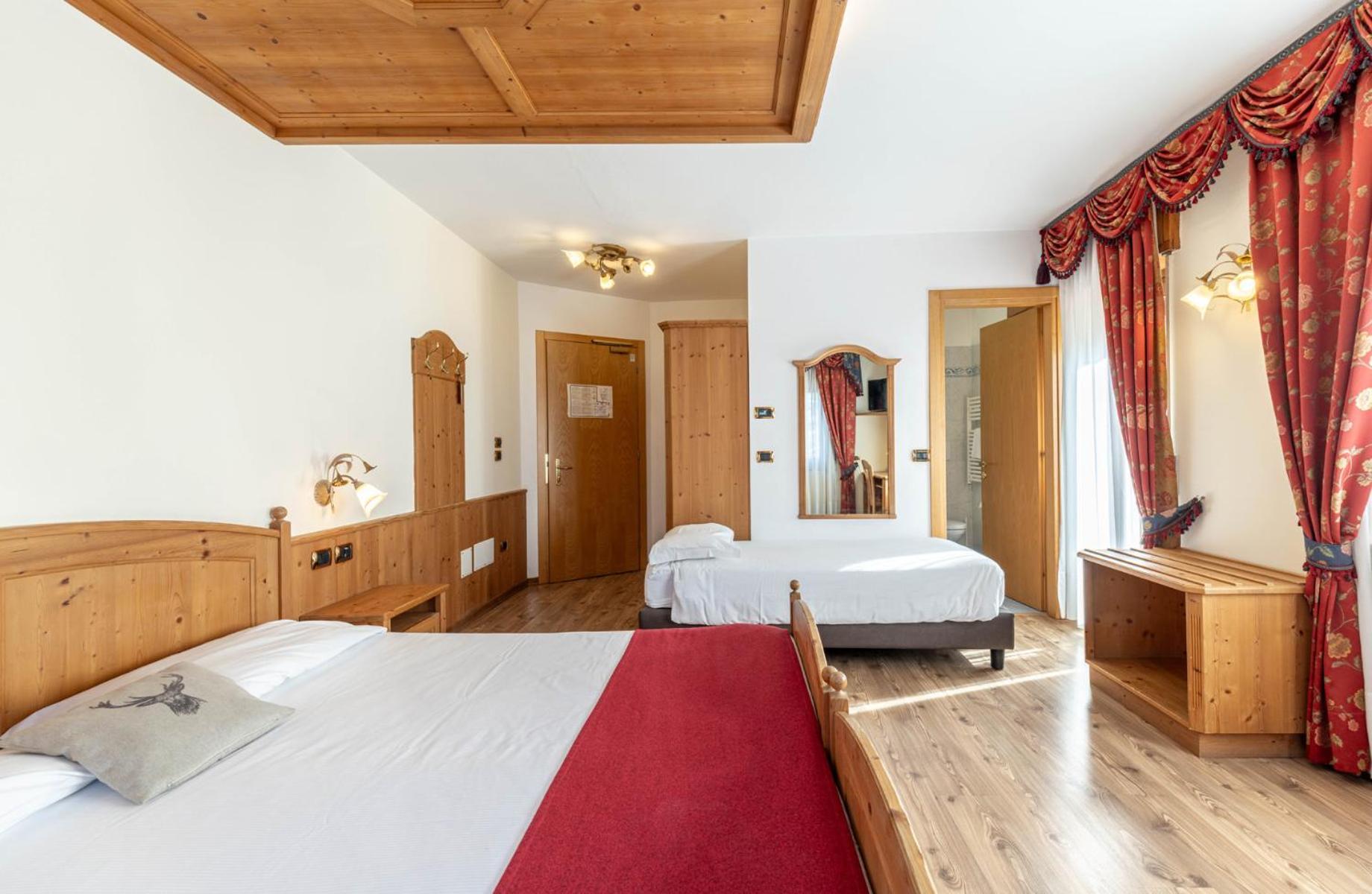 Superior Triple Room,1758336155:JPEG