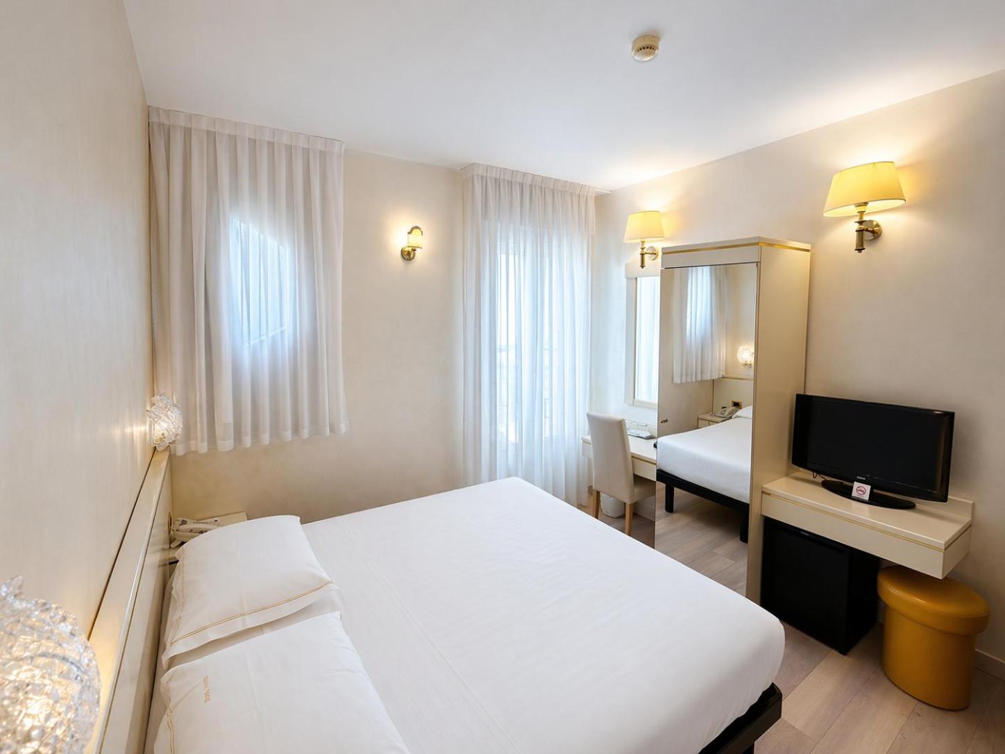 Double Room,1218501913:JPEG