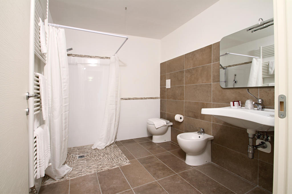 Double Room,239517961:JPEG
