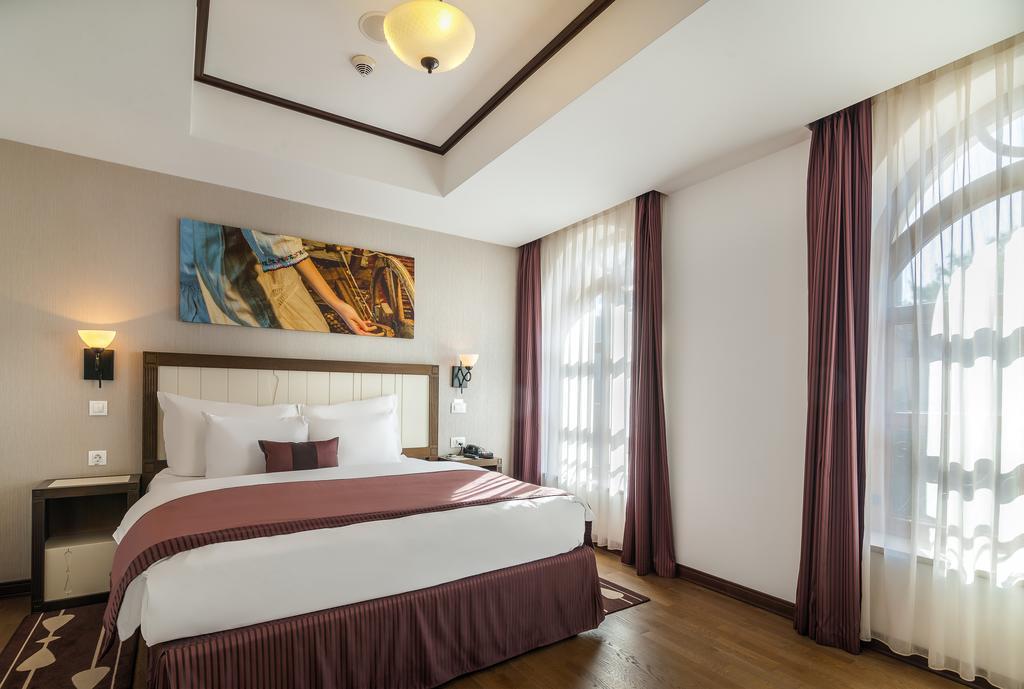 Suite Deluxe con Balcone