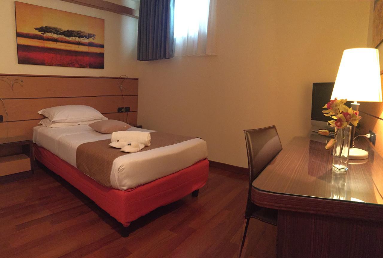 Economy Single Room,831753752:JPEG