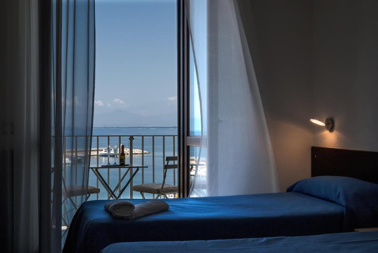 Quadruple Room Sea View,721136182:JPEG