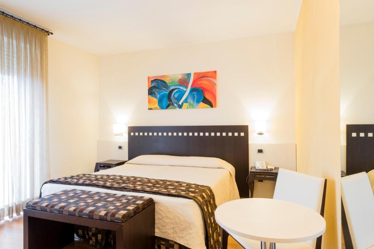 Superior Double Room,1589344575:JPEG
