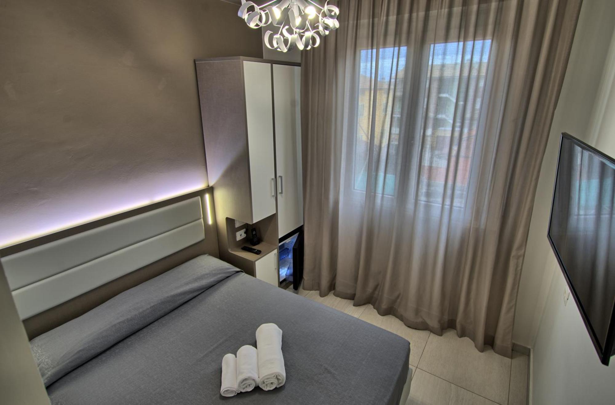 Queen Room,772502572:JPEG