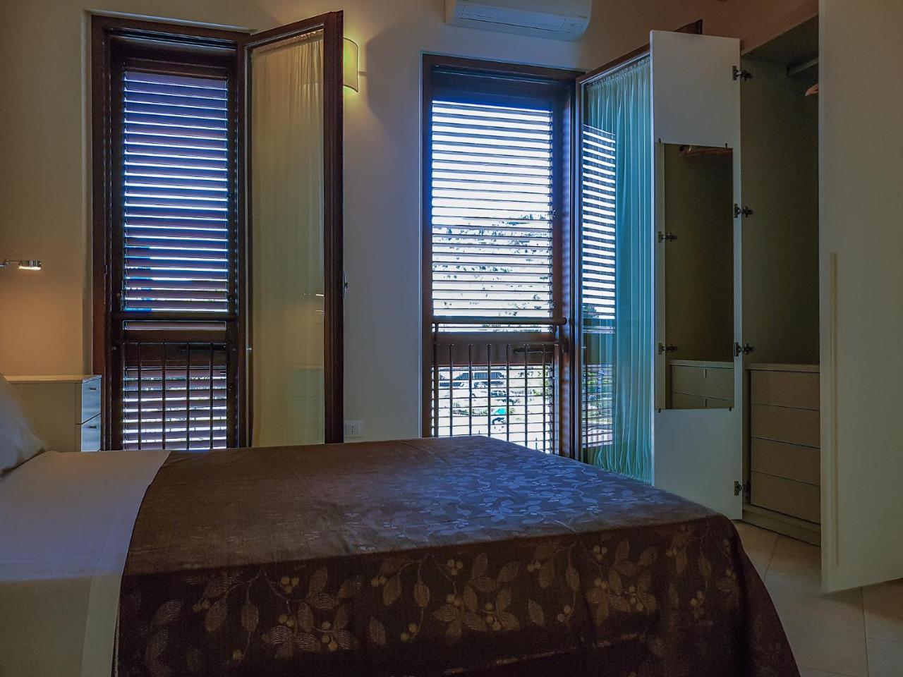 Two-Bedroom Apartment - Split Level (5 Adults),67970963:JPEG