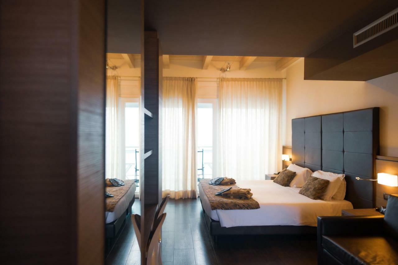 Junior Suite with Sea View,909317050:JPEG