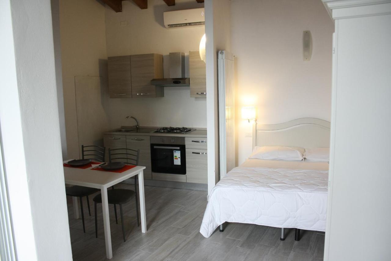 Studio Apartment,973781911:JPEG