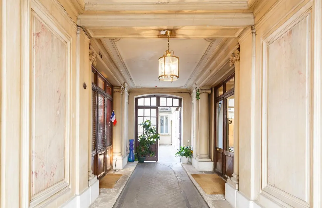 Maison de Lignières - Guest House - Paris quartier Champs-Elysées-1