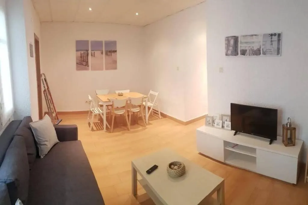 Cozy Apartment In The Heart Of Alicante!-1