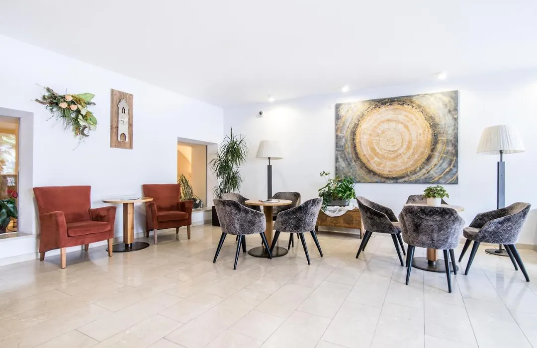 Hotel Mondschein-1