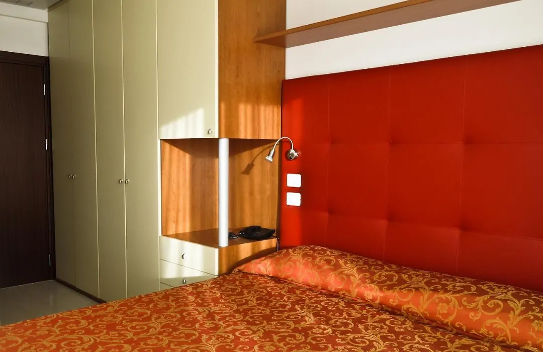 Hotel Gabbiano-1