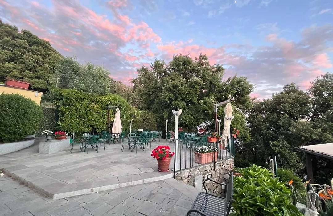 Hotel La Giada Del Mesco-1