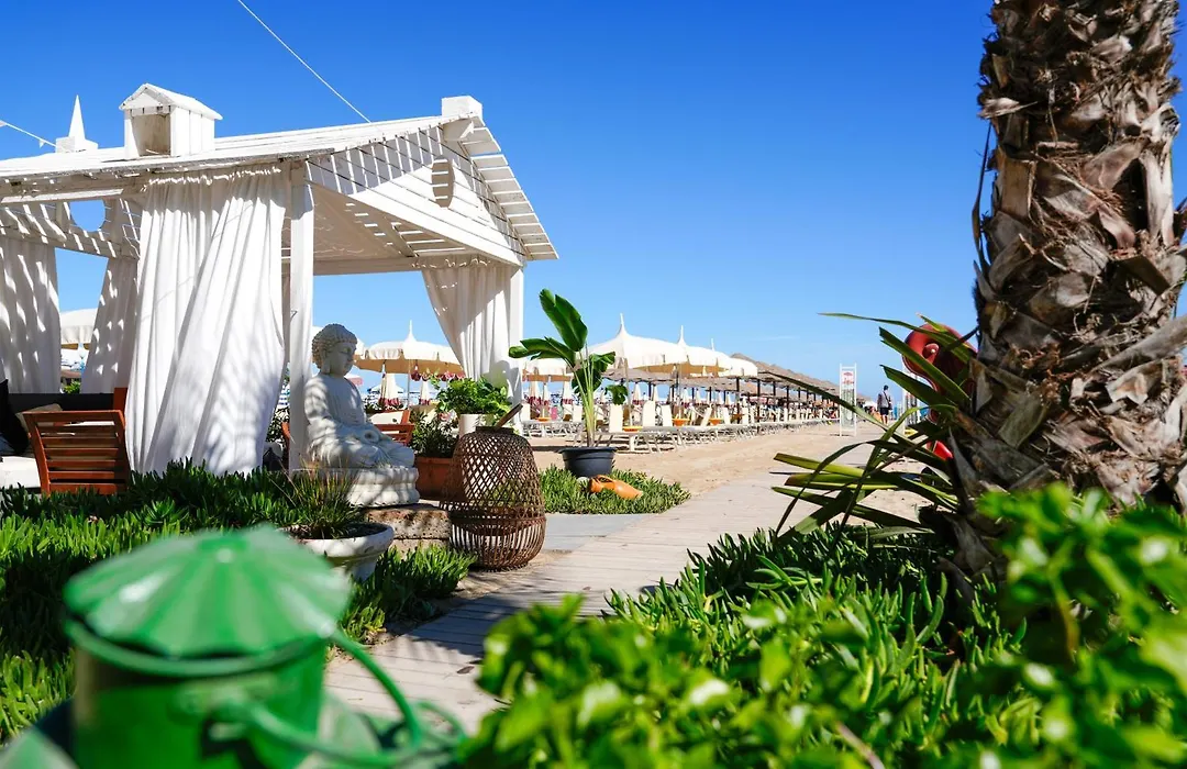Hotel Thea-1