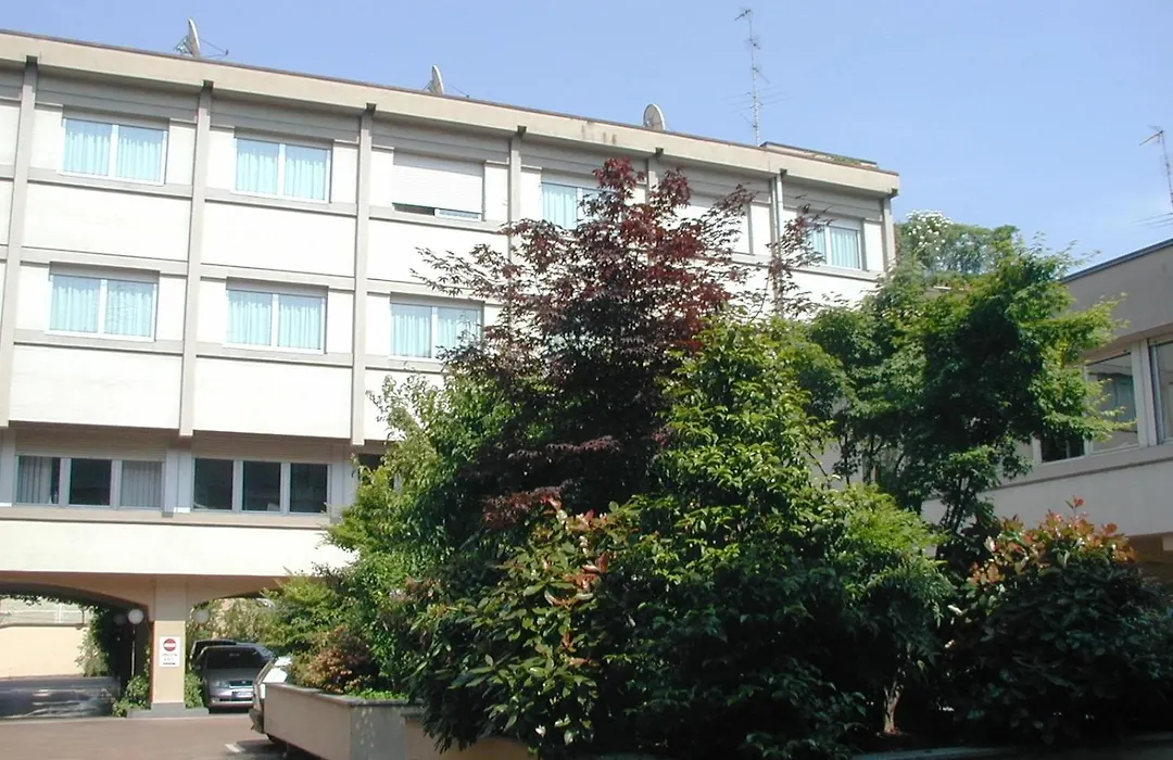 Augustus Hotel-1
