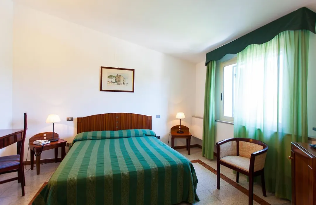 Hotel Villa d'Amato-1