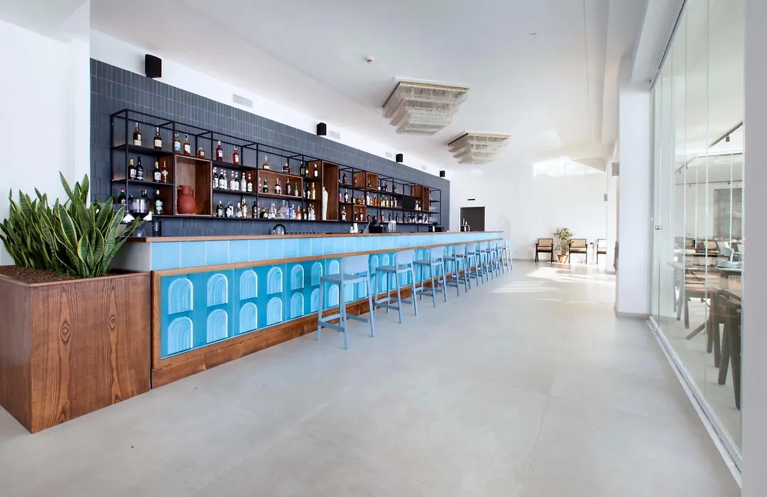 Admiral Hotel-1