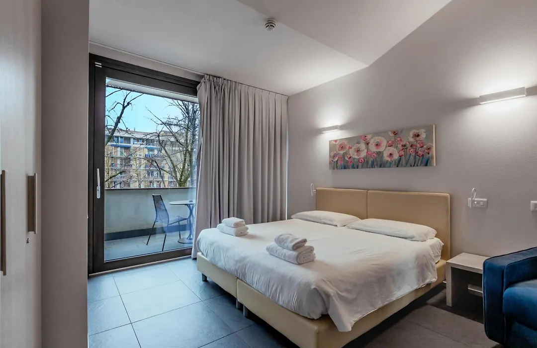 Stravagante Hostel & Rooms-1