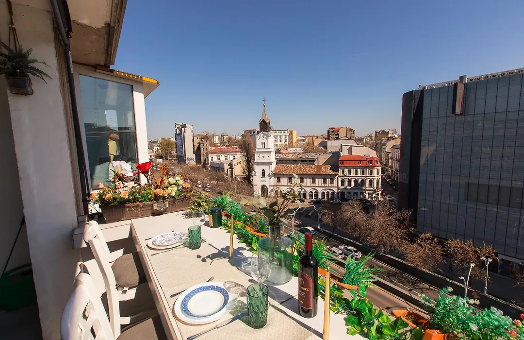 Old Town Apartment With Amazing View From The Balcony-1