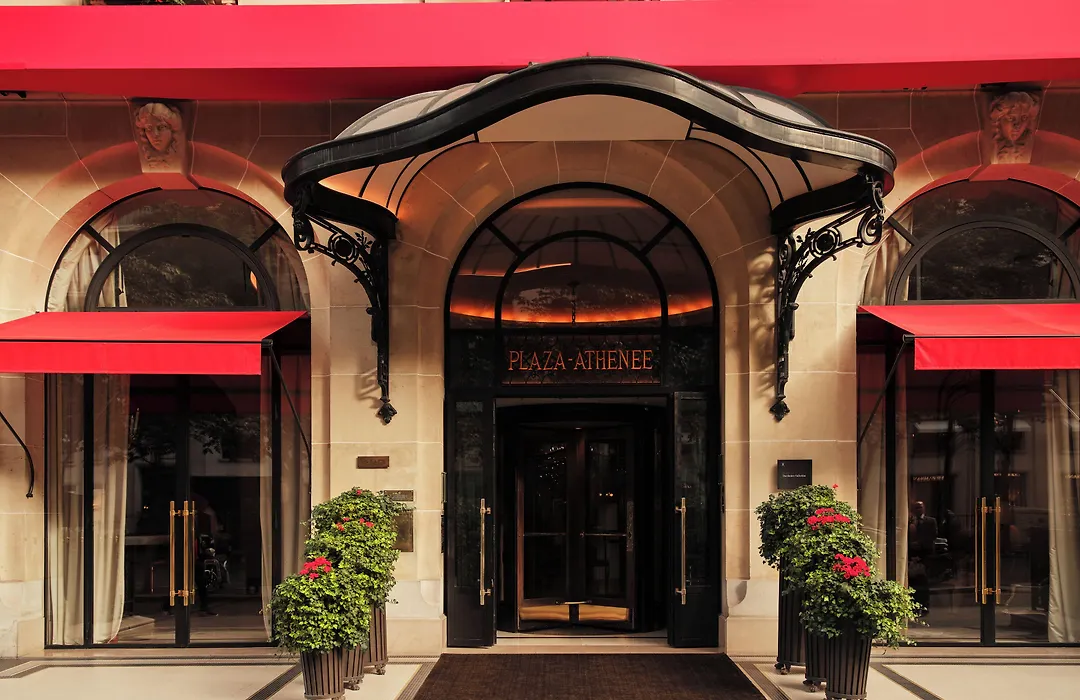 Hôtel Plaza Athénée - Dorchester Collection-1