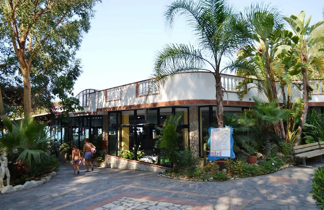 Hotel Village Eden-1