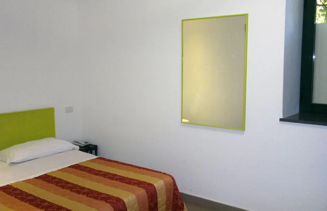 Hotel Eden-1