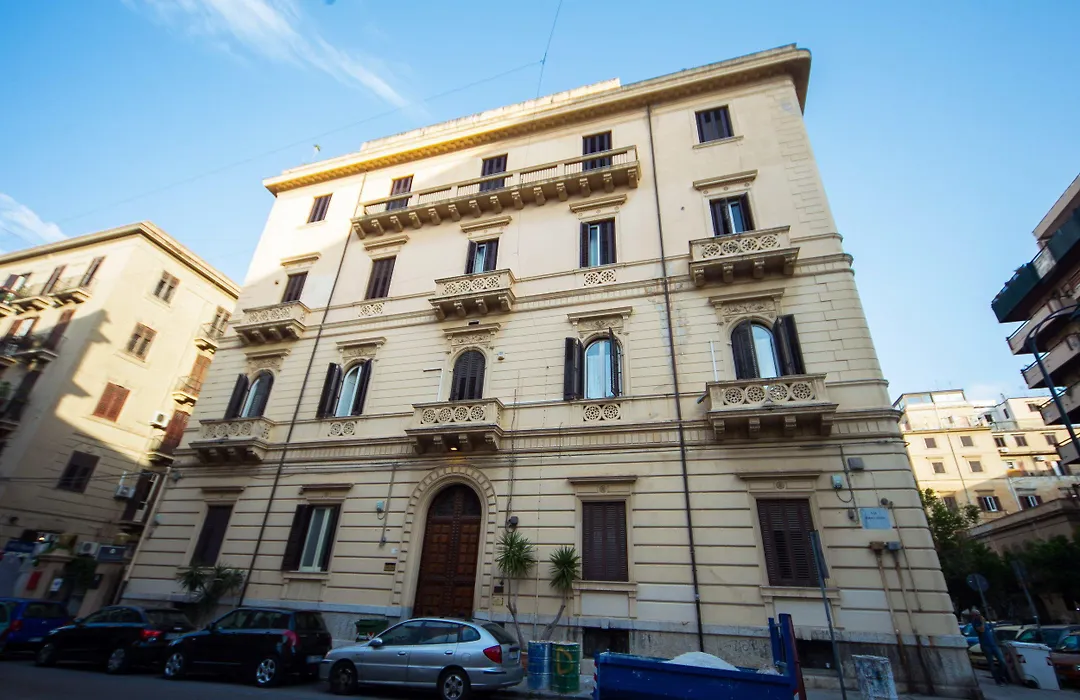 Palermo Gallery-1