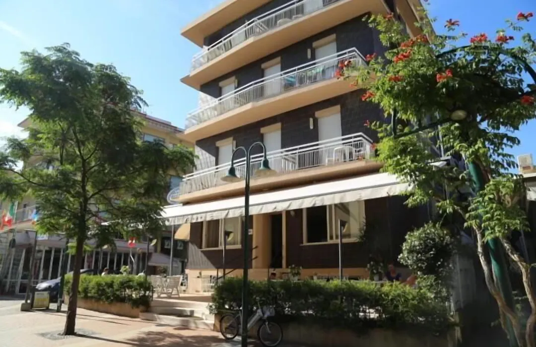 Hotel Emma-1