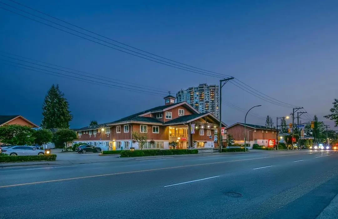 Econo Lodge Inn&Suites-1