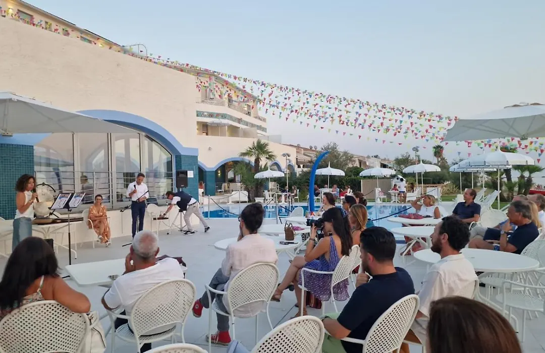 Hotel Poseidon-1