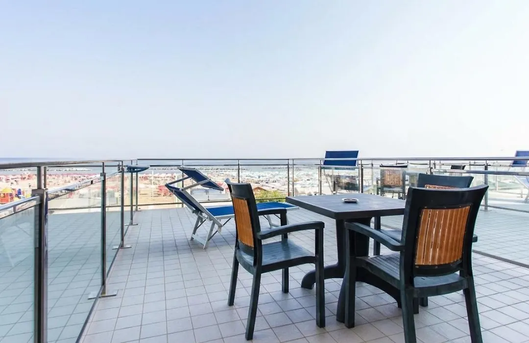 Hotel Excelsior-1